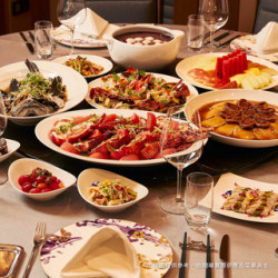 【台北萬豪】除夕圍爐宴 【台北萬豪】除夕圍爐宴