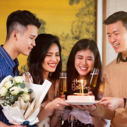 驚喜三十‧壽星同慶