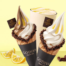 GODIVA沖繩海鹽柚子霜淇淋 全新上市!11/16-17 GODIVA 霜淇淋/杯裝冰 快閃優惠 GODIVA沖繩海鹽柚子霜淇淋 全新上市!11/16-17 GODIVA 霜淇淋/杯裝冰 快閃優惠