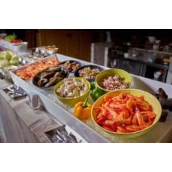 台北六福萬怡酒店 敘日 全日餐廳 Sunrise All Day Dining  限時買 ?? 送