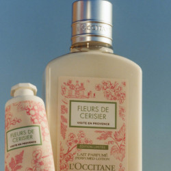 遠東百貨 - 【新竹】歐舒丹 葡萄櫻花限量香氛上市