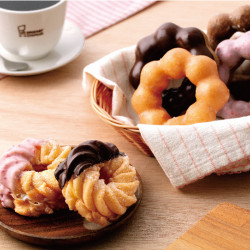 遠東百貨 - 【Top City】多拿滋歡慶美麗購物節！