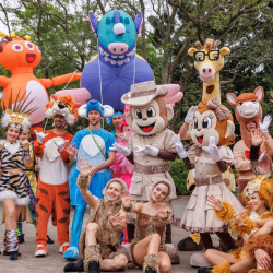 《動物派對》外星獸入侵