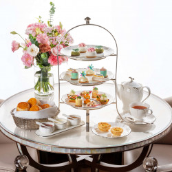 青隅 x Sisley Paris 《花漾粉蓮》聯名感官下午茶饗宴