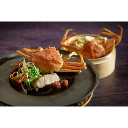【鉑麗安全日餐廳】一品料理: 香箱蟹搭清蒸梅子魚 （每人乙份）