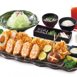 遠東百貨 - 【板橋中山】勝博殿 夏季限定厚切海老排新上市