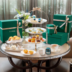 青隅攜手La Mer 《蔚藍金萃》聯名下午茶饗宴