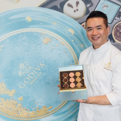 GODIVA 亞太區巧克力大師親訪台 首曝「塔巧克力」甜點秀驚豔全場 中秋送禮新寵兒! GODIVA 亞太區巧克力大師親訪台 首曝「塔巧克力」甜點秀驚豔全場 中秋送禮新寵兒!