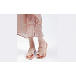 遠東百貨 - 【Top City】女鞋區把握夏末獨家2025清單