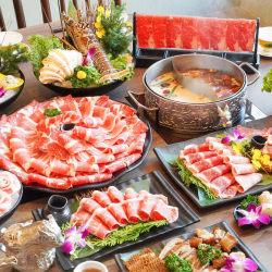 店名：[問鼎] ✦ 10人同行，超強優惠 ✦