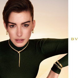 遠東百貨 - 【Top City】寶格麗全球品牌代言人 安．海瑟薇