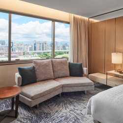 「Elevated Journey」旅途多一度住宿專案