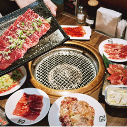 遠東百貨 - 【新竹】畢業不散場，先來烤一場！