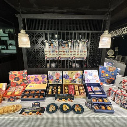 85℃中秋推中西共饗禮盒預購85折，買公益「蜜桃烏龍啤酒禮盒」就捐50元助青年