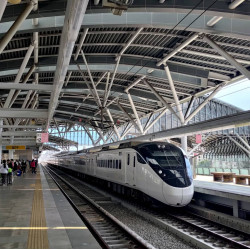 【台鐵自強號】火車路線/車票優惠/北上南下時刻表/座位訂票資訊