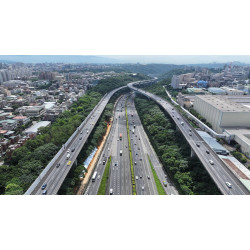 【2025過年高乘載】管制時間/國道免費/塞車時段/高速公路路況查詢(114)